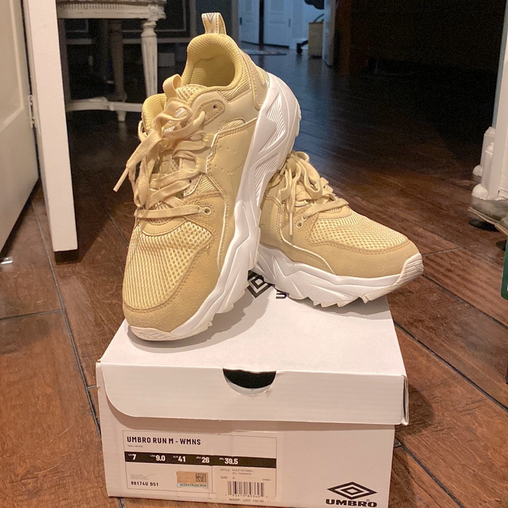 Gold Umbro Womens running sneakers size 9